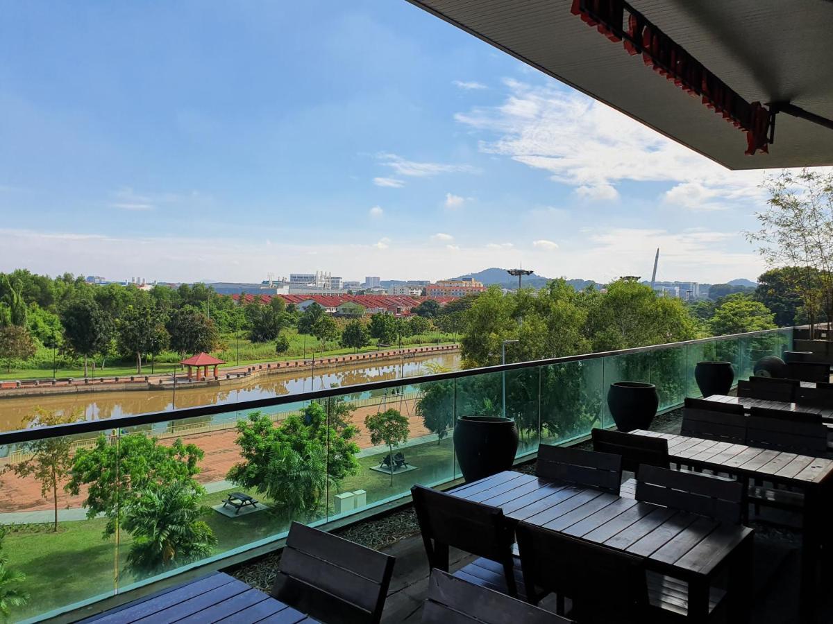 Riverfront Boutique Hotel Malacca Bagian luar foto
