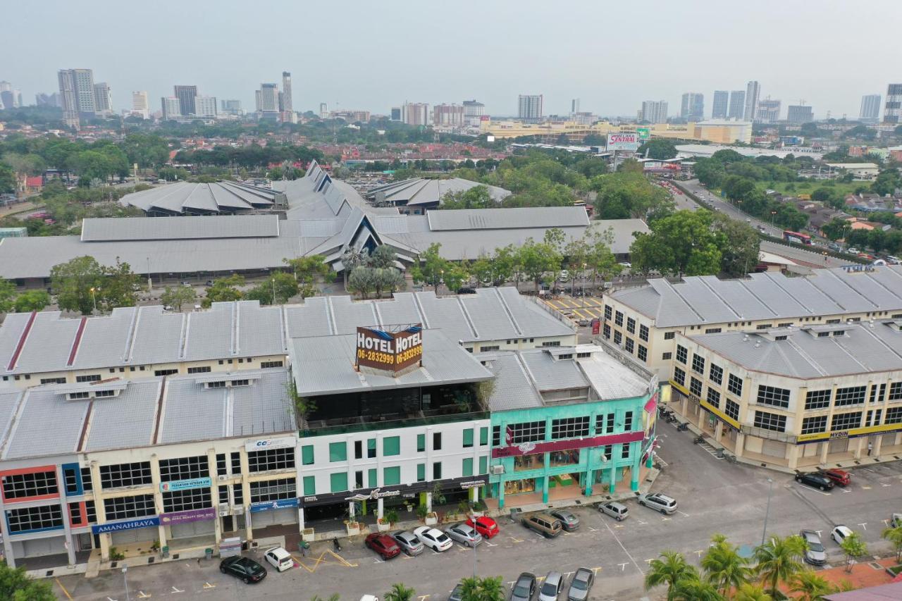 Riverfront Boutique Hotel Malacca Bagian luar foto